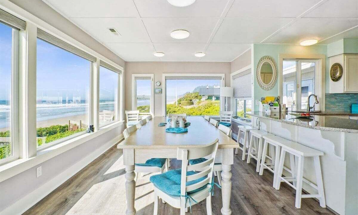 Photo of Bedroom in Arch Cape