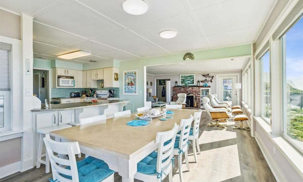 Photo of Bedroom in Arch Cape