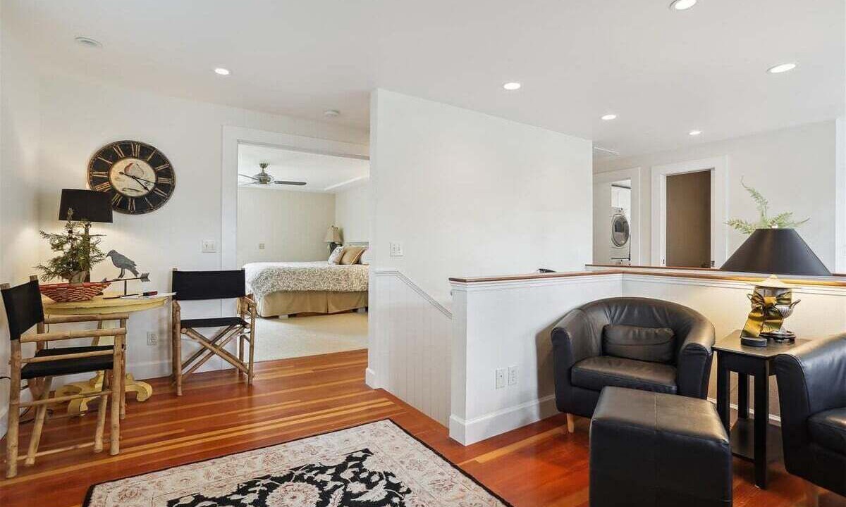 Photo of Others in Cannon Beach