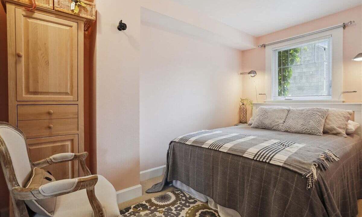 Photo of Others in Cannon Beach