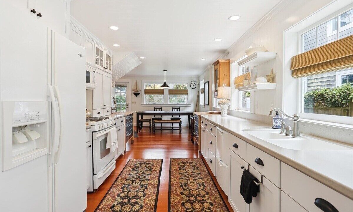 Photo of Others in Cannon Beach