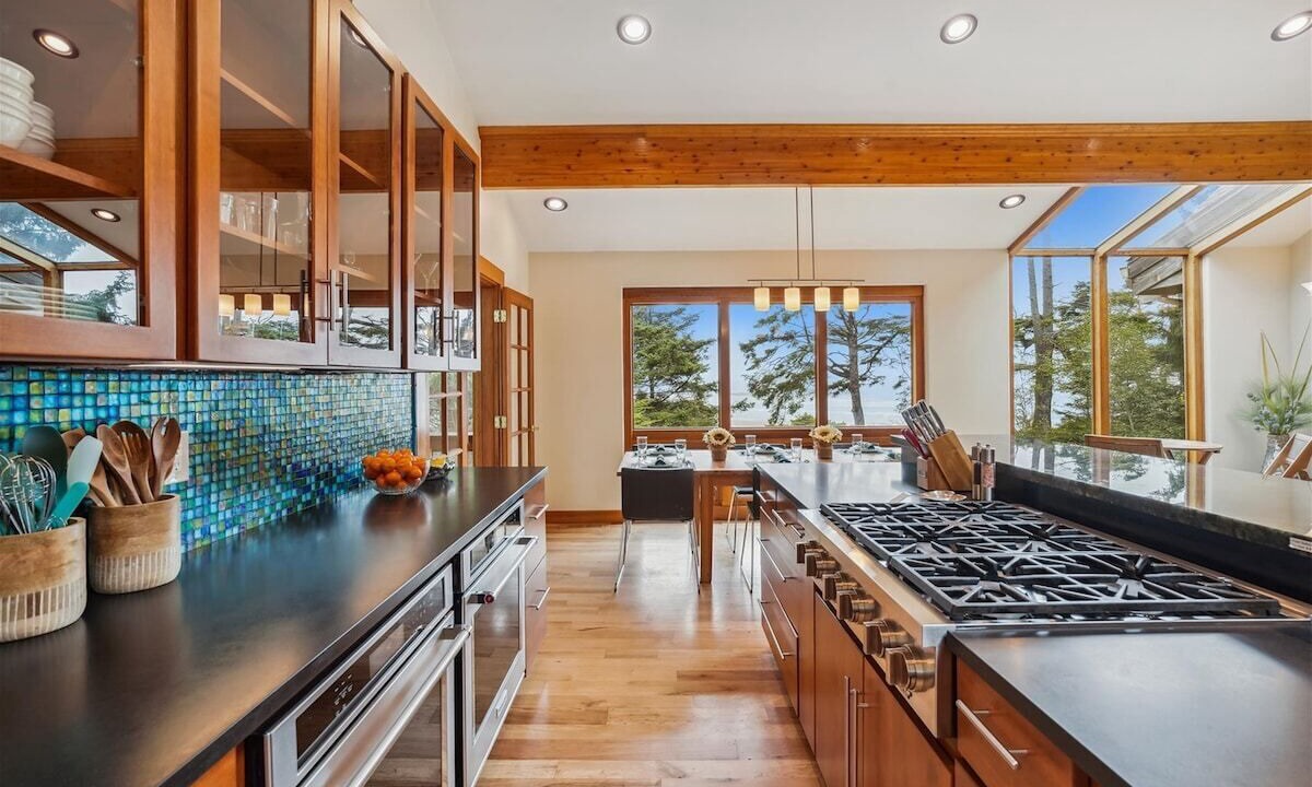 Photo of Others in Arch Cape