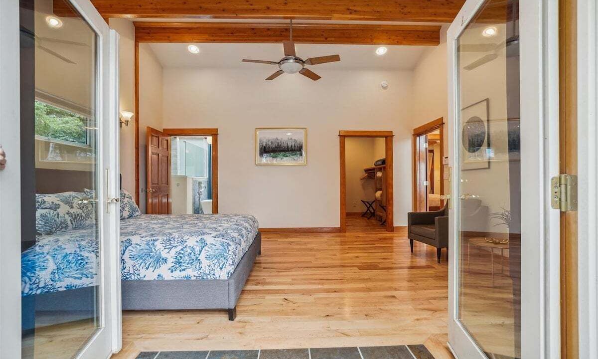 Photo of Others in Arch Cape