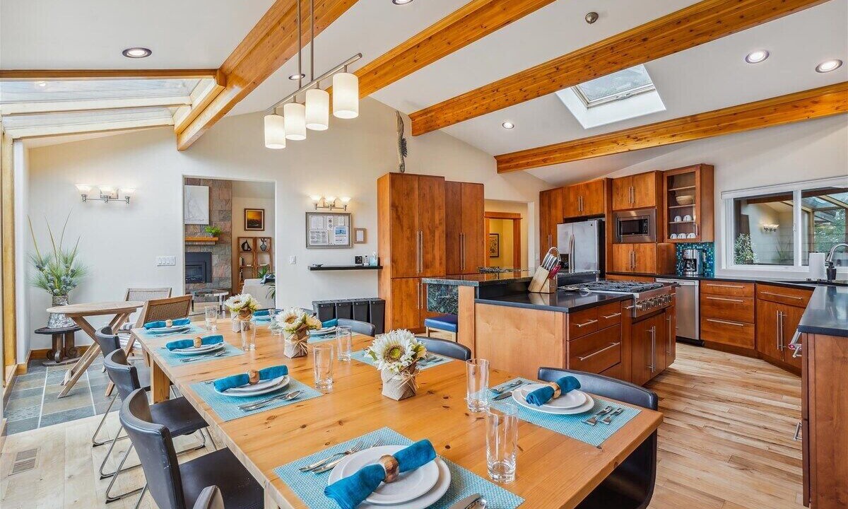 Photo of Others in Arch Cape