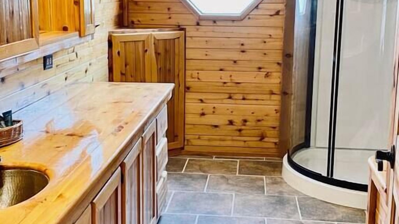 Photo of Bathroom in Pawhuska