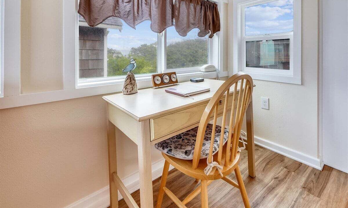 Photo of Others in Downtown Cannon Beach