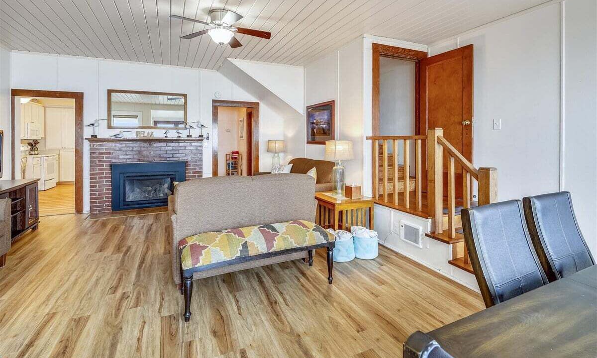 Photo of Bedroom in Downtown Cannon Beach