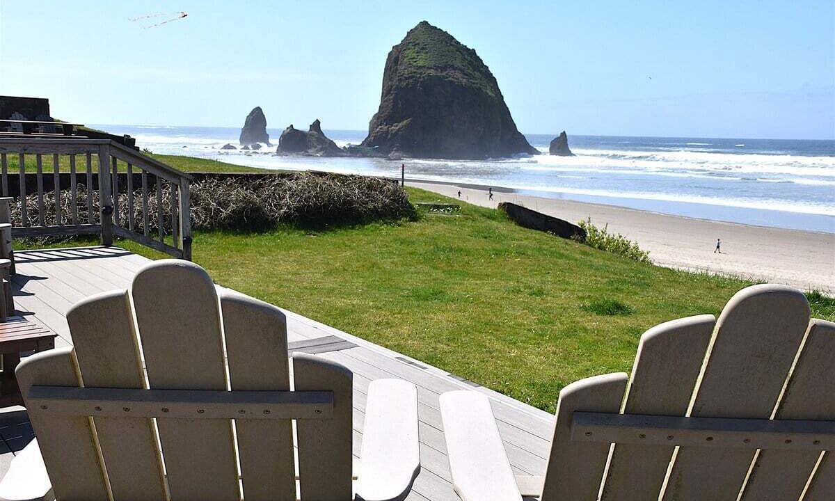 Photo of Others in Downtown Cannon Beach