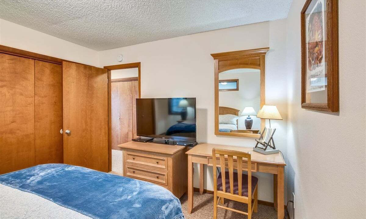 Photo of Others in Downtown Cannon Beach