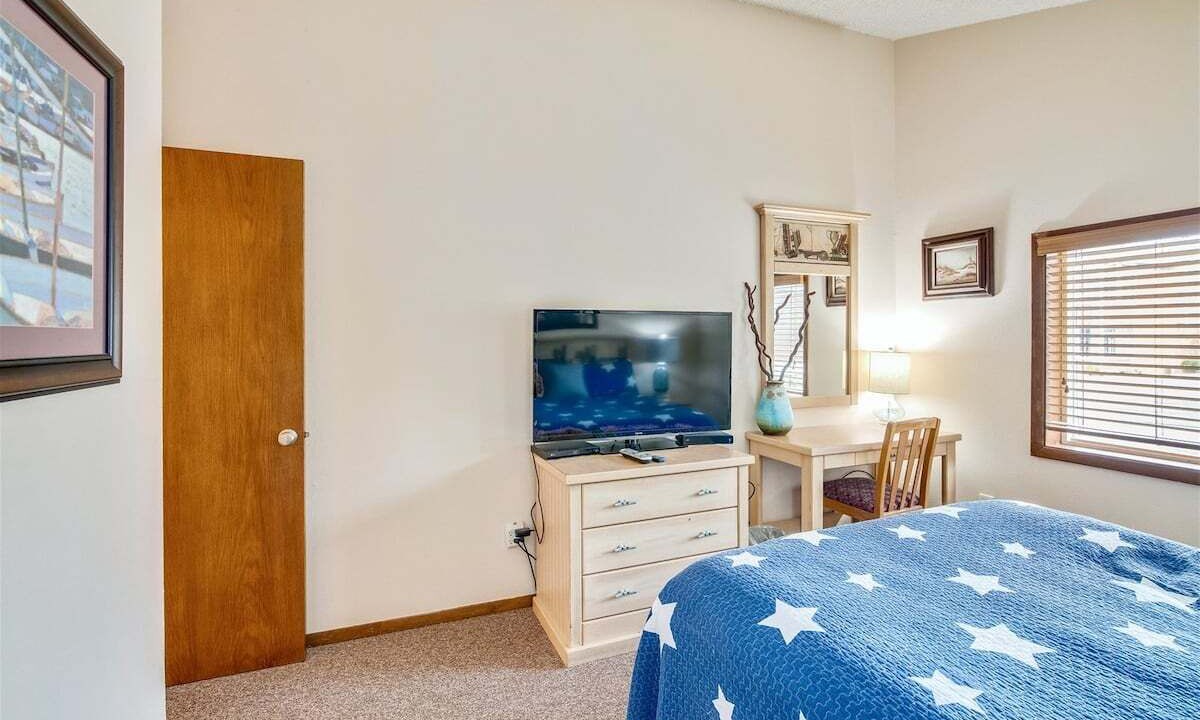 Photo of Others in Downtown Cannon Beach