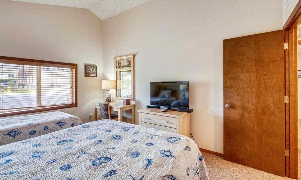 Photo of Others in Downtown Cannon Beach