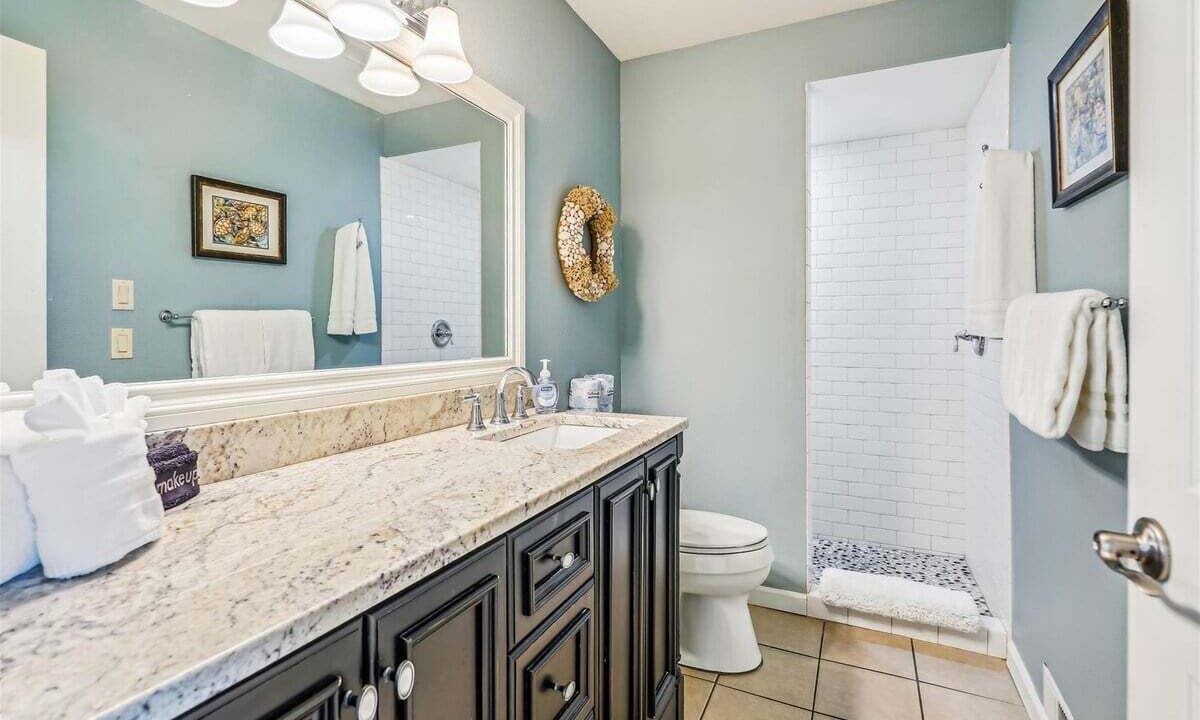 Photo of Bathroom in Tolovana Park