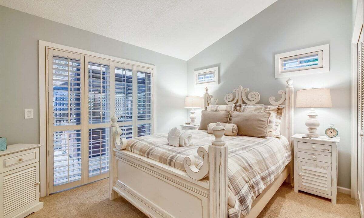 Photo of Others in Downtown Cannon Beach