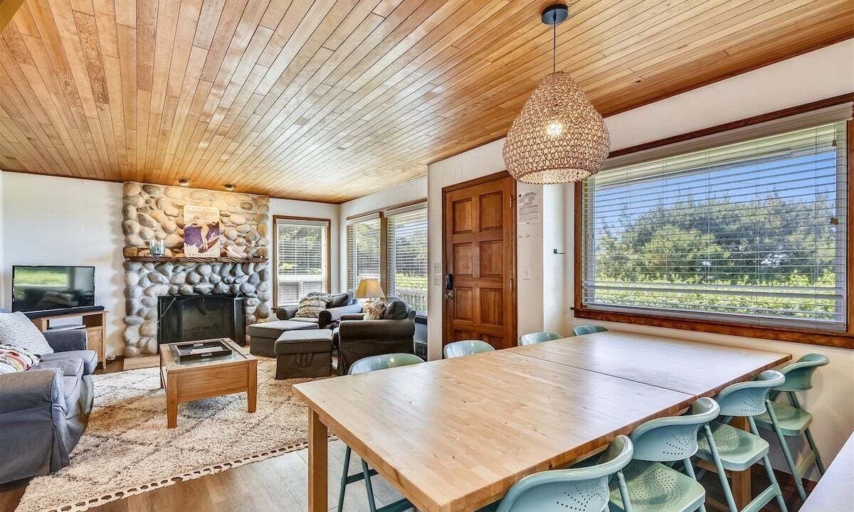 Photo of Others in Arch Cape