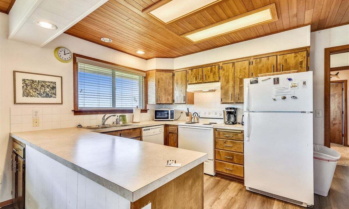 Photo of Others in Arch Cape