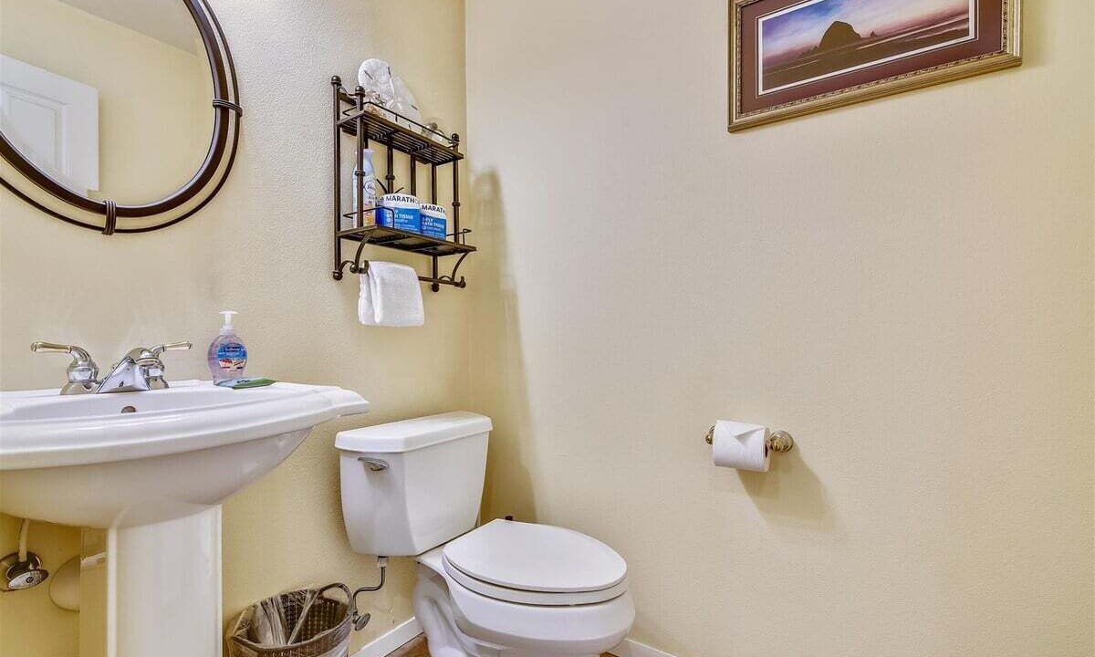Photo of Bathroom in Tolovana Park