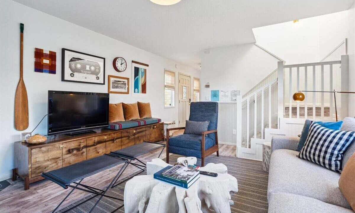 Photo of Bedroom in Downtown Cannon Beach