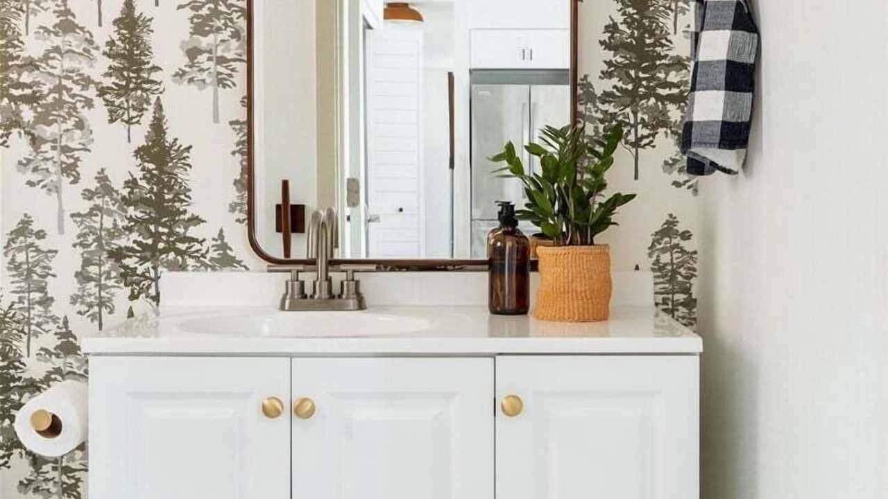 Photo of Bathroom in Downtown Cannon Beach