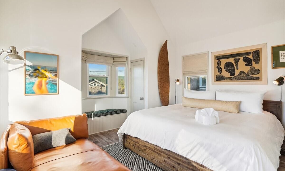 Photo of Others in Downtown Cannon Beach