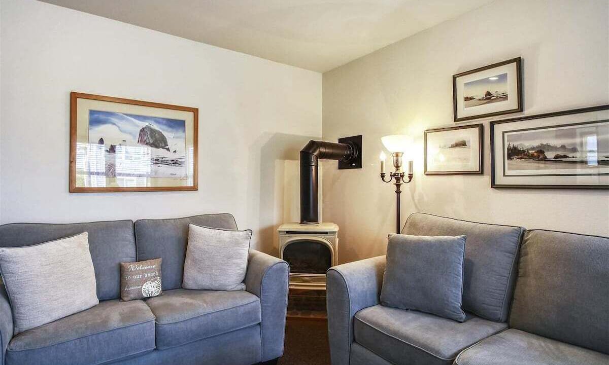 Photo of Bedroom in Downtown Cannon Beach