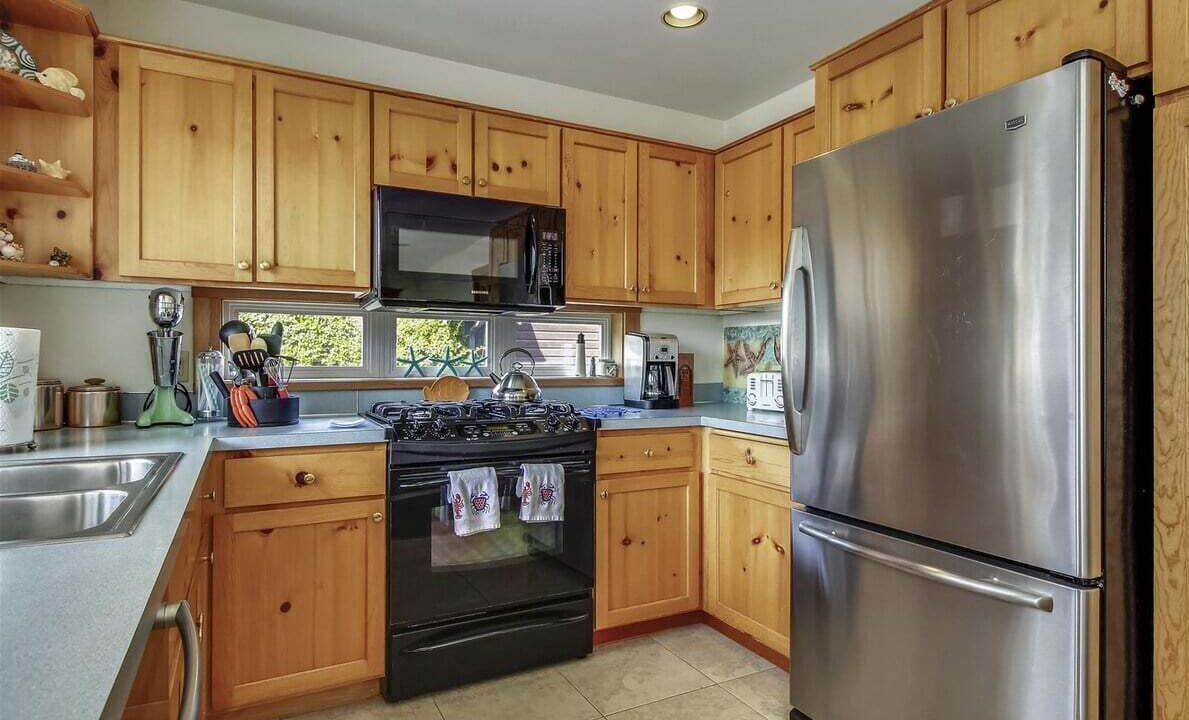 Photo of Others in Downtown Cannon Beach