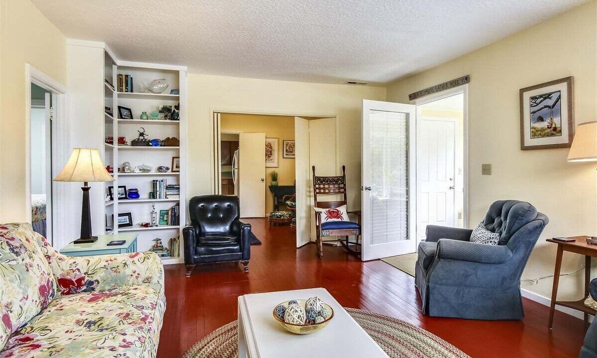 Photo of Bedroom in Downtown Cannon Beach
