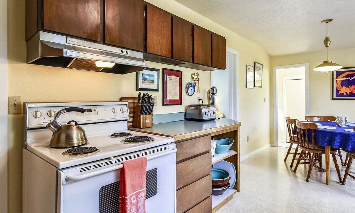 Photo of Others in Downtown Cannon Beach