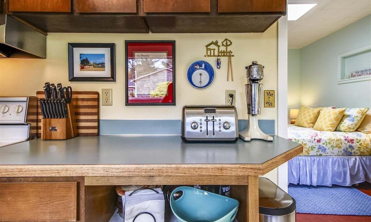 Photo of Others in Downtown Cannon Beach