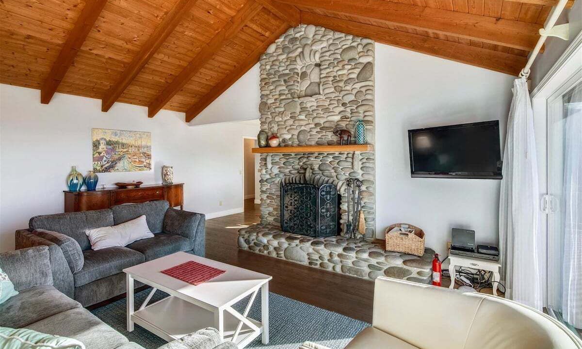 Photo of Bedroom in Cannon Beach