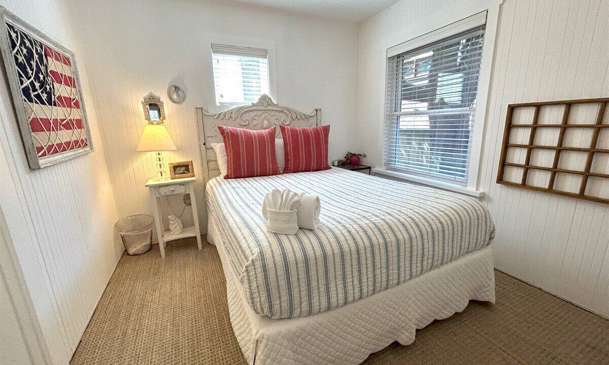 Photo of Others in Downtown Cannon Beach