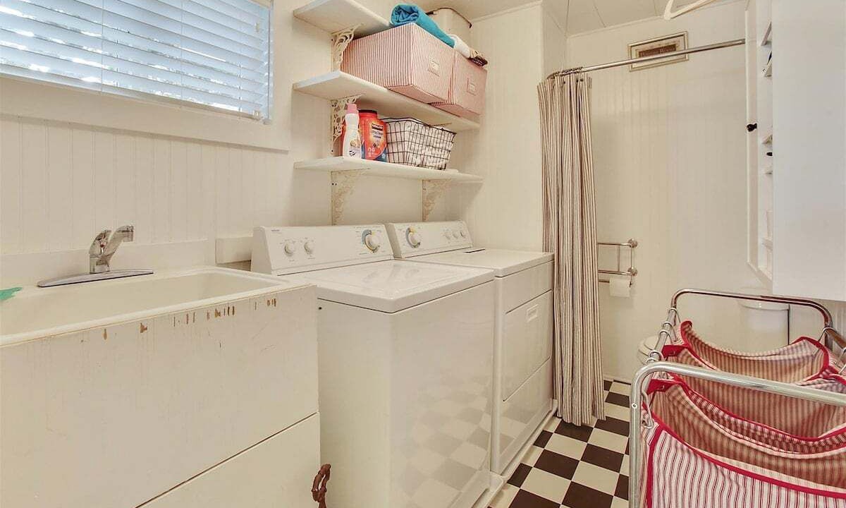 Photo of Bedroom in Downtown Cannon Beach