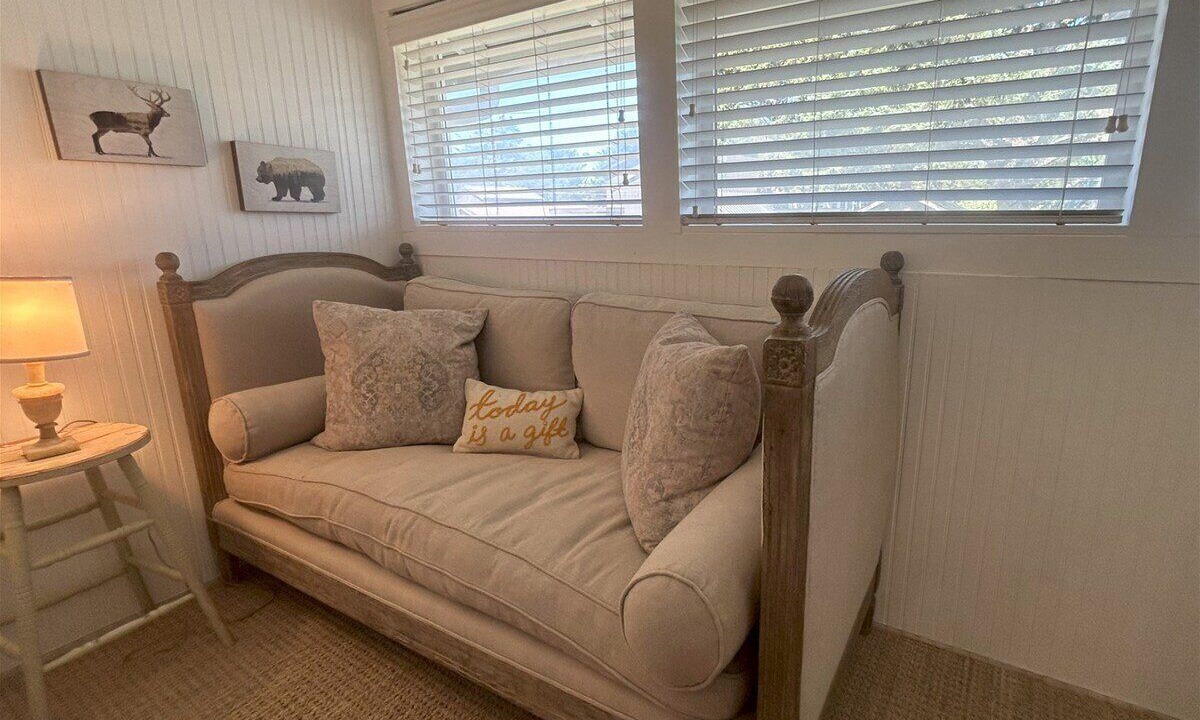 Photo of Others in Downtown Cannon Beach