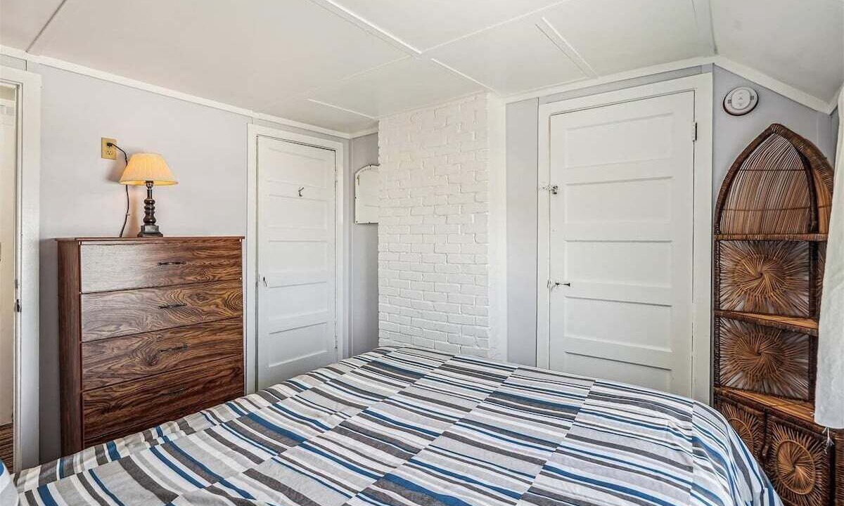 Photo of Others in Downtown Cannon Beach