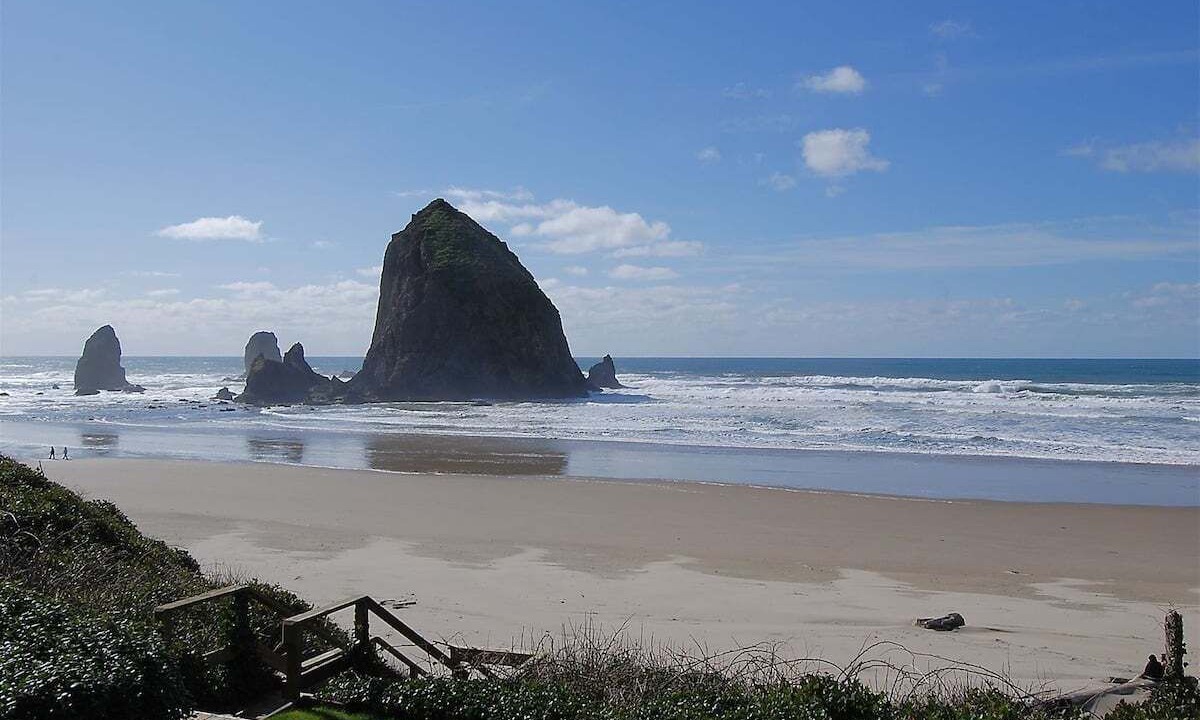 Photo of Others in Downtown Cannon Beach