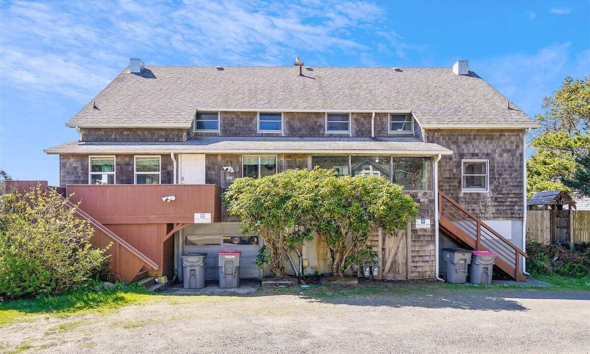 Photo of Others in Downtown Cannon Beach