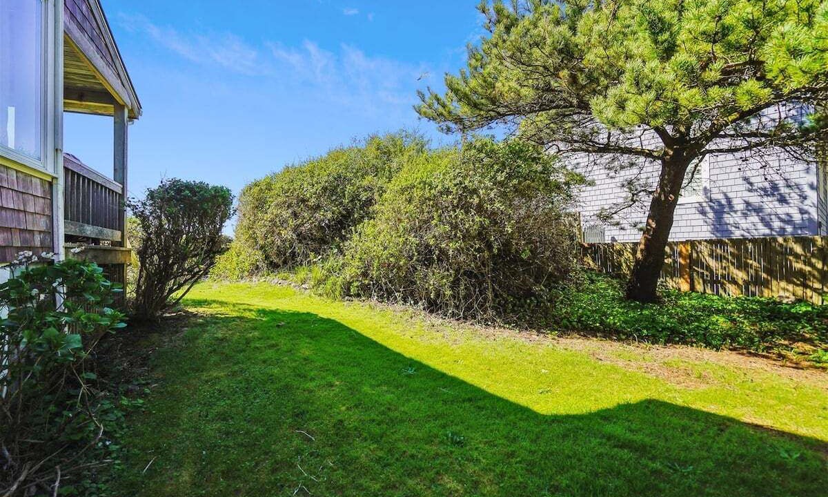 Photo of Others in Downtown Cannon Beach