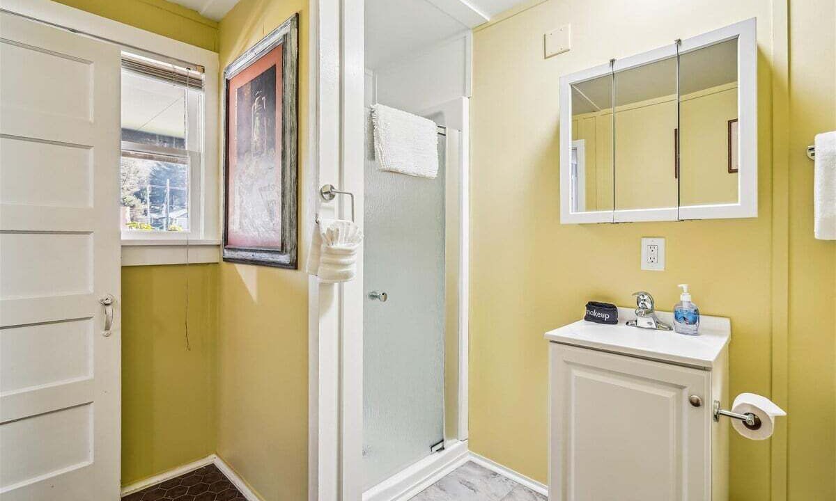 Photo of Bathroom in Downtown Cannon Beach