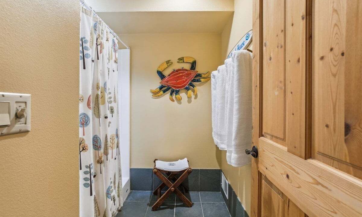 Photo of Bathroom in Arch Cape