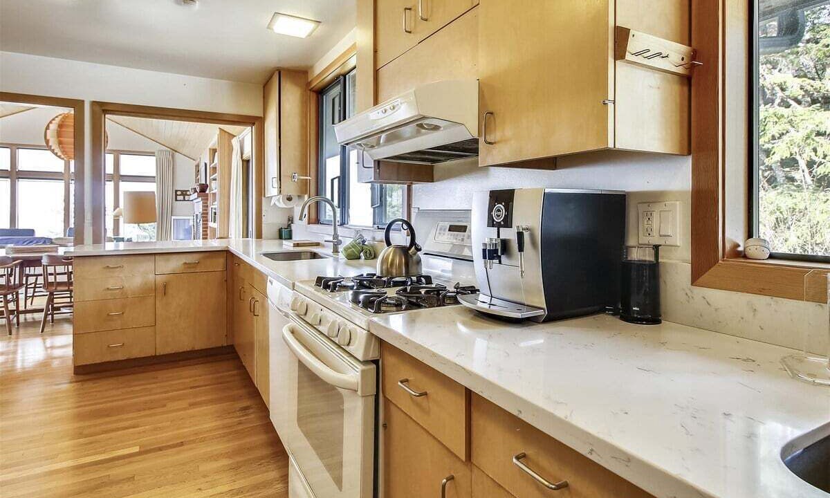 Photo of Others in Cannon Beach