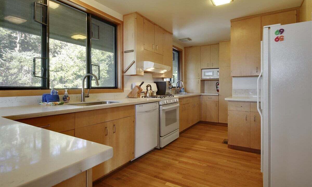 Photo of Others in Cannon Beach