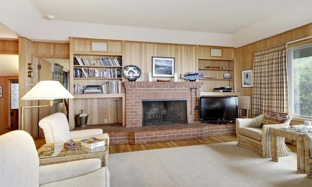 Photo of Bedroom in Cannon Beach