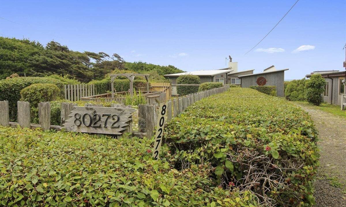 Photo of Others in Arch Cape