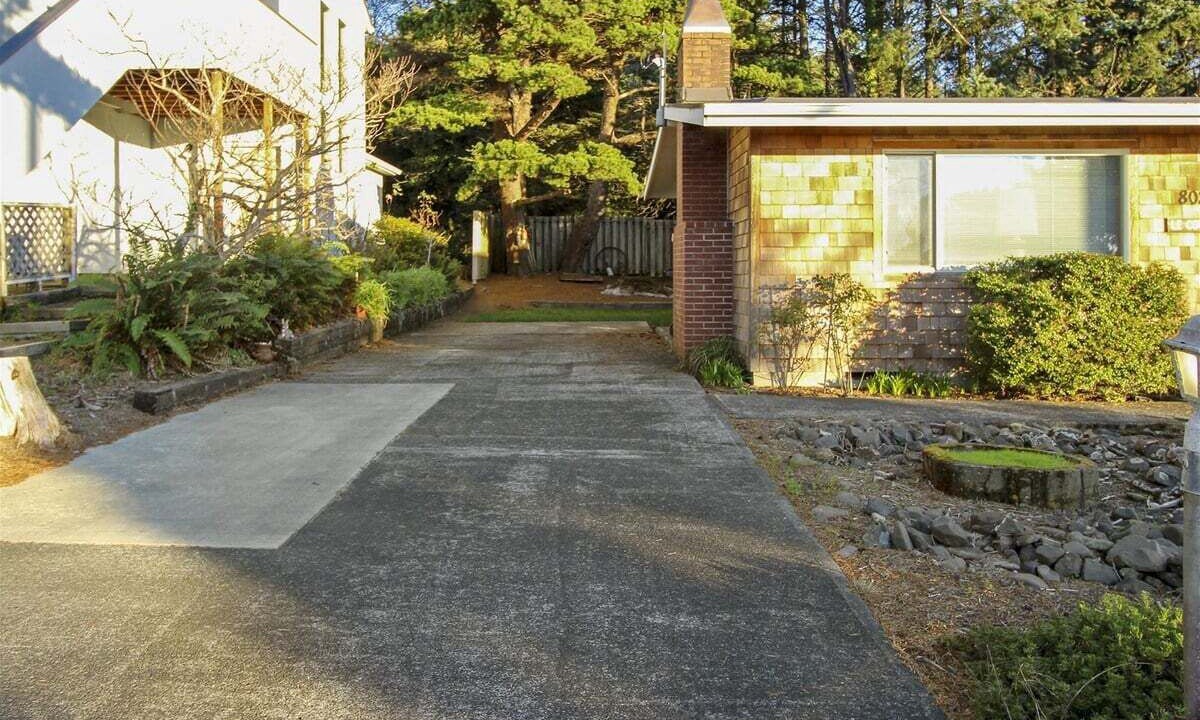 Photo of Others in Arch Cape