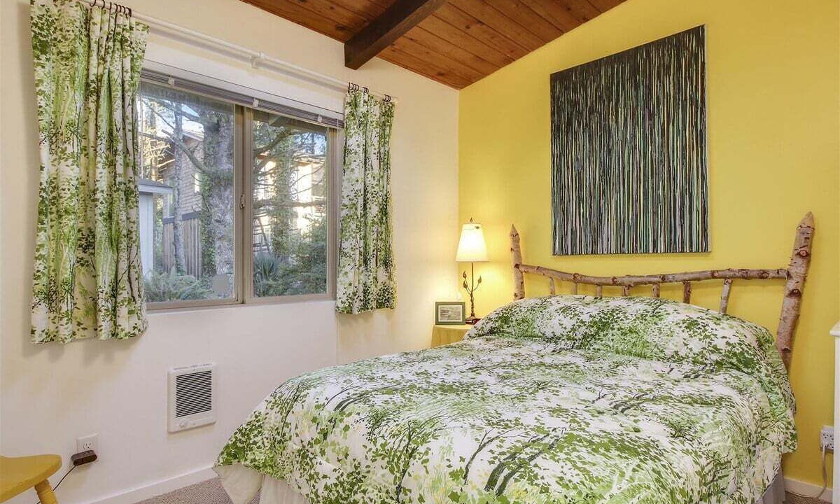 Photo of Others in Arch Cape