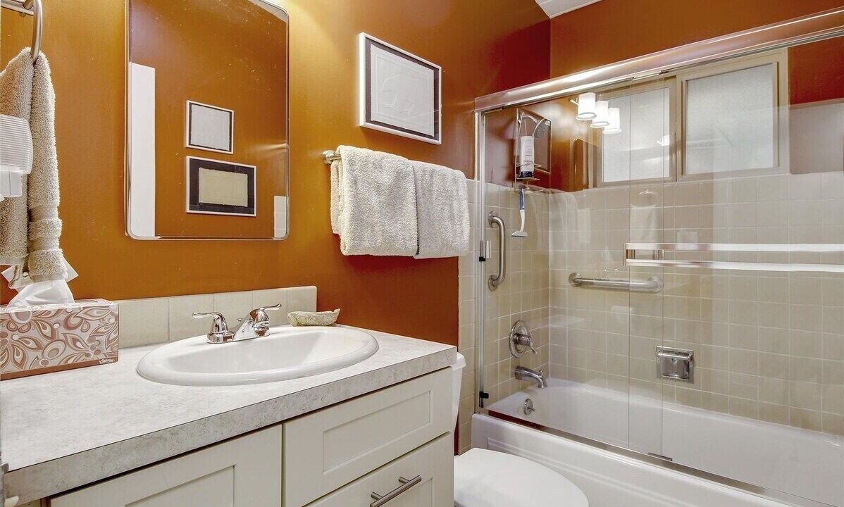 Photo of Bathroom in Arch Cape