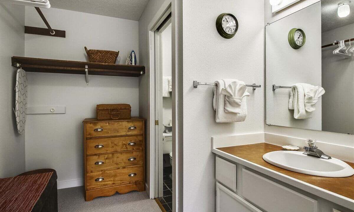 Photo of Bathroom in Tolovana Park