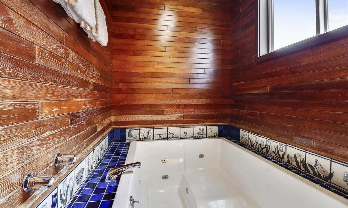 Photo of Bathroom in Tolovana Park