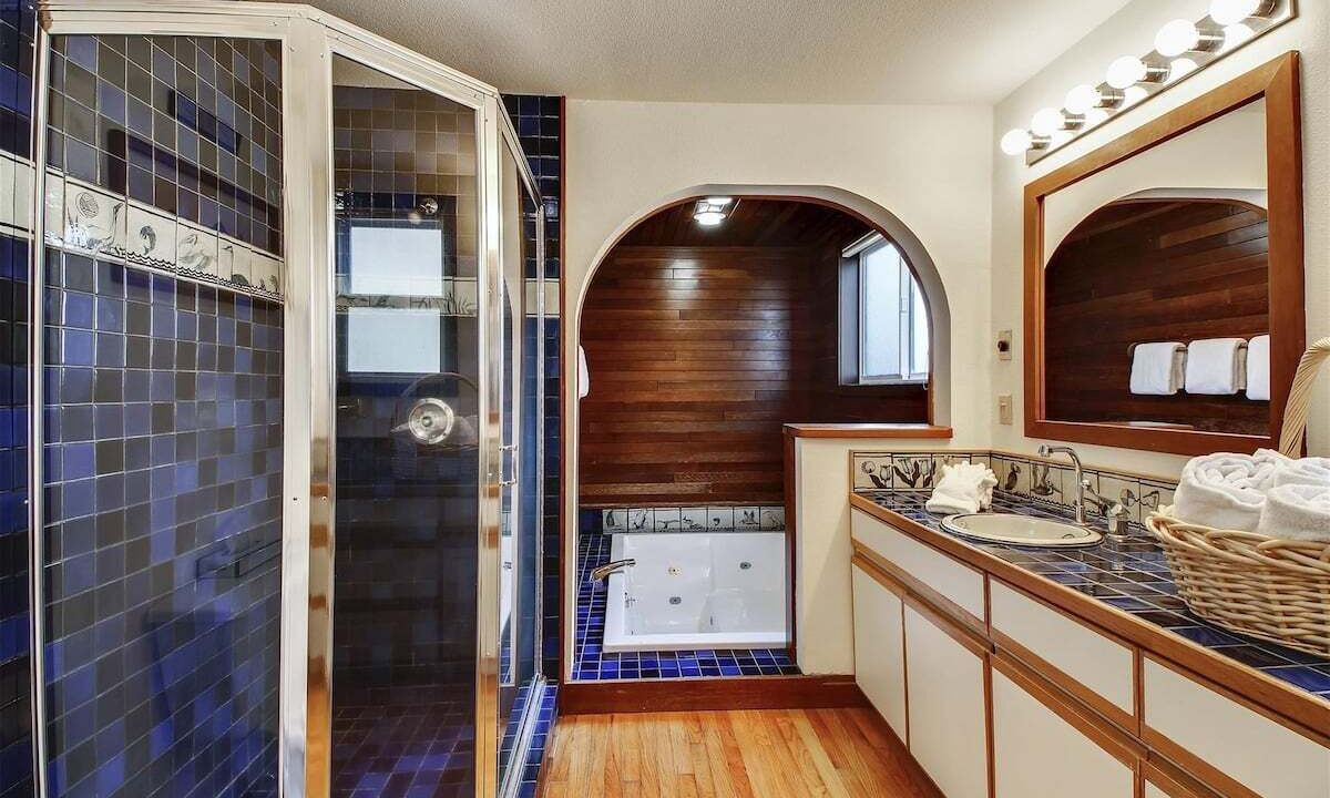 Photo of Bathroom in Tolovana Park