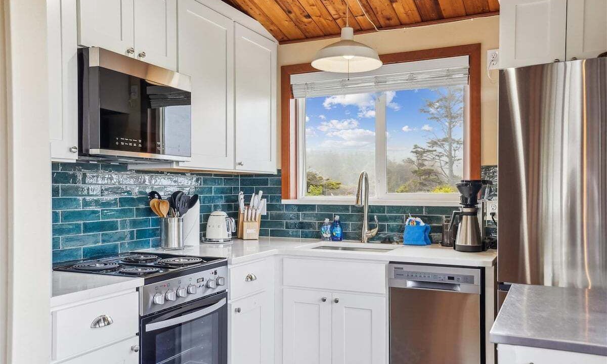 Photo of Others in Arch Cape