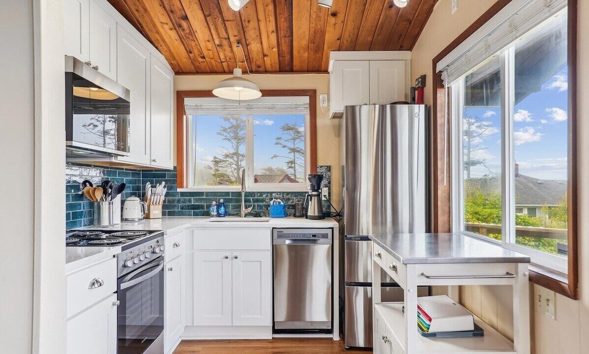 Photo of Others in Arch Cape